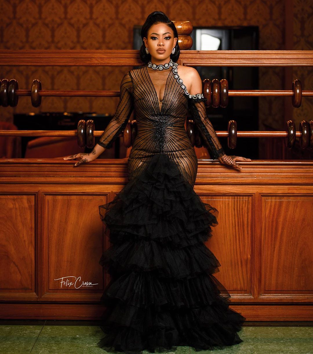 Nina Ivy is looking great in her black dinner gown